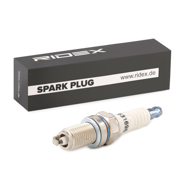 686S0015 Engine spark plugs experience