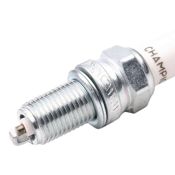 CCH810 Spark plugs 810 CHAMPION RA8HC, M12x1.25, Spanner Size: 16 mm, Nickel GE