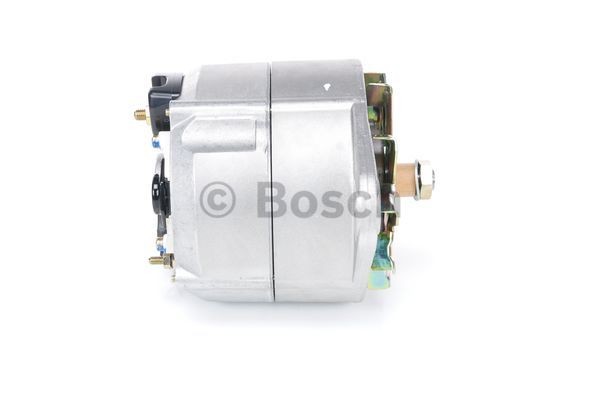 BOSCH 0120468135 Alternators 28V, 80A, excl. vacuum pump