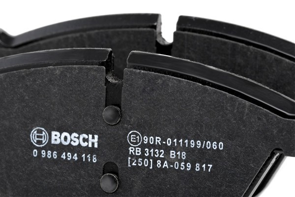 BOSCH Brake pad set, disc brake BP1028 buy online