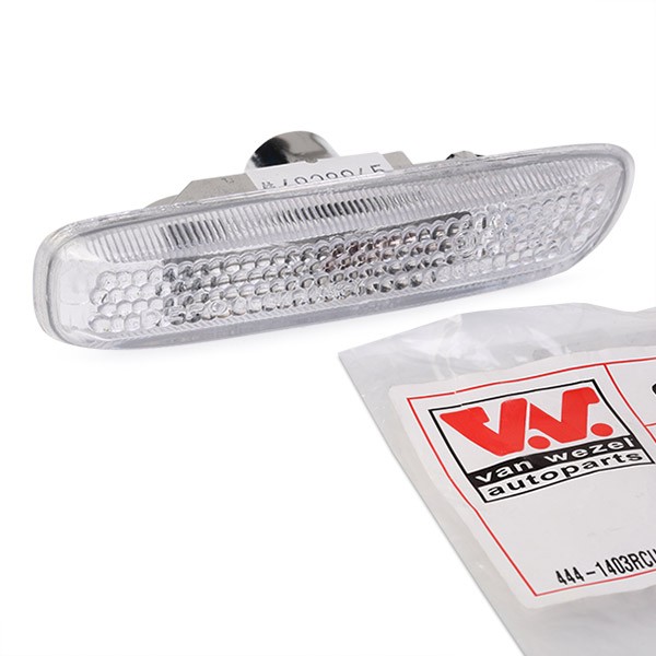 VAN WEZEL 0646916 Side indicator white, Right Front, lateral installation, without bulb holder