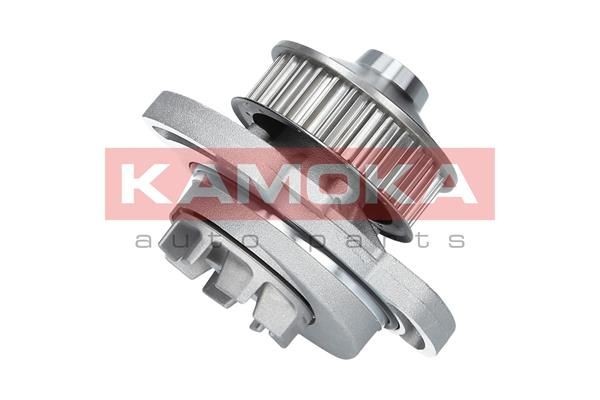KAMOKA T0254 Водна помпа брой зъби: 30, за задвижване със зъбен ремък Феррари в оригинално качество