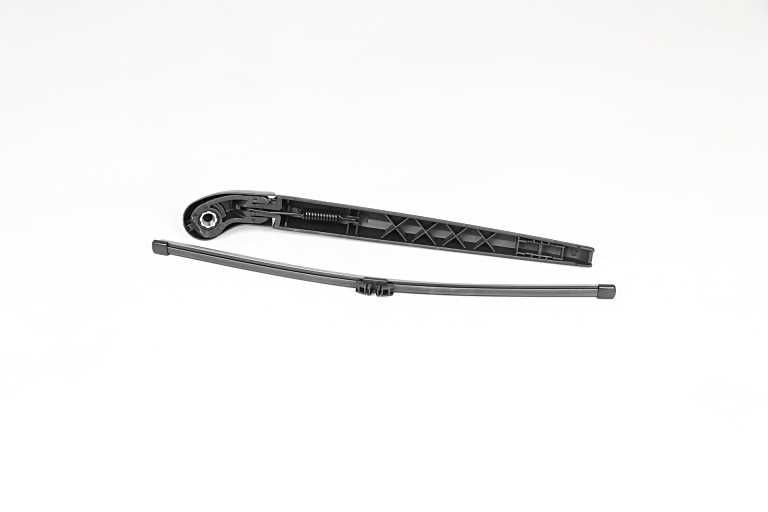 Great value for money - BSG Wiper Arm Set, window cleaning BSG 15-990-001