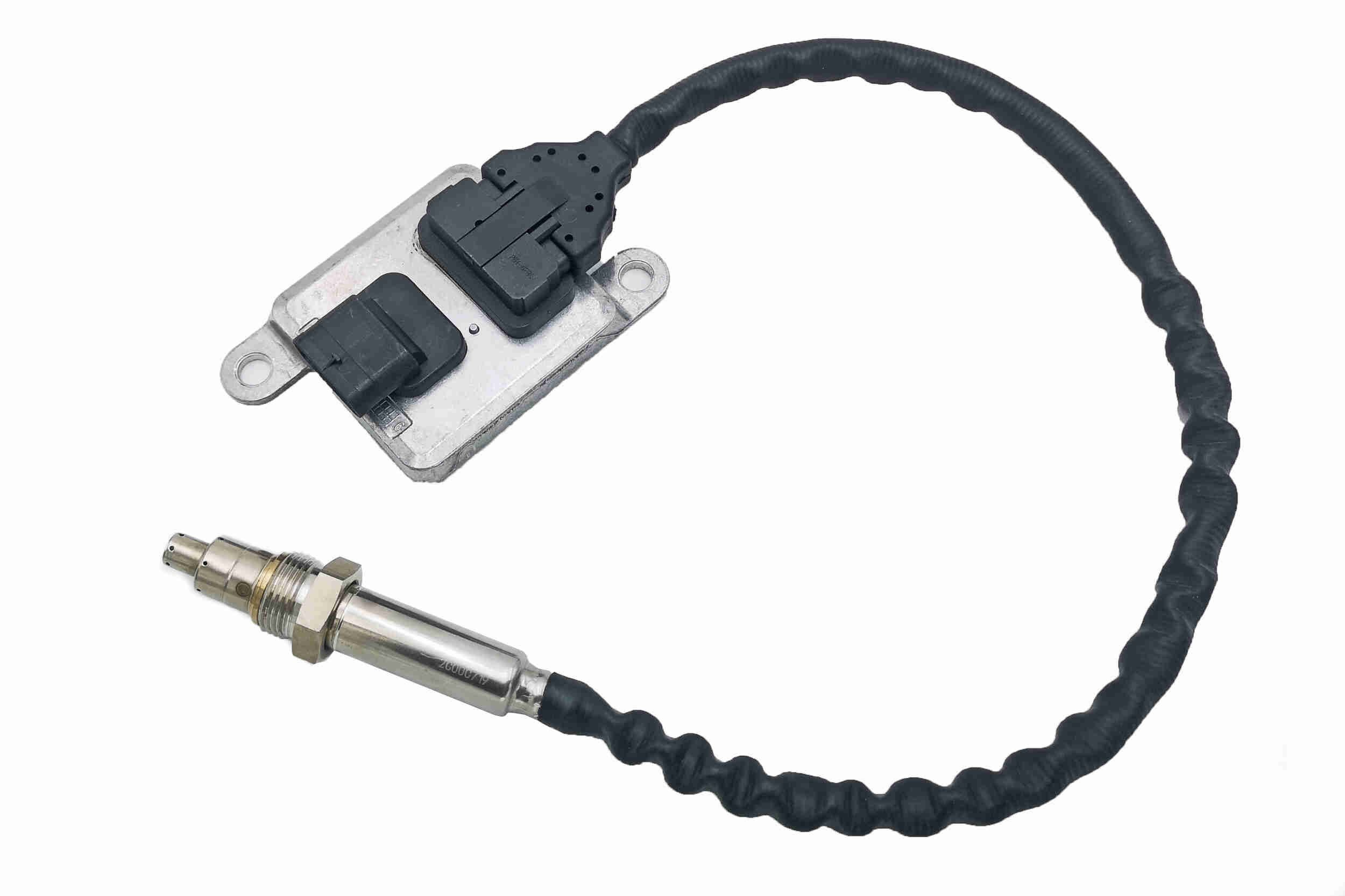 VEMO NOx Sensor, urea injection V30-72-0062