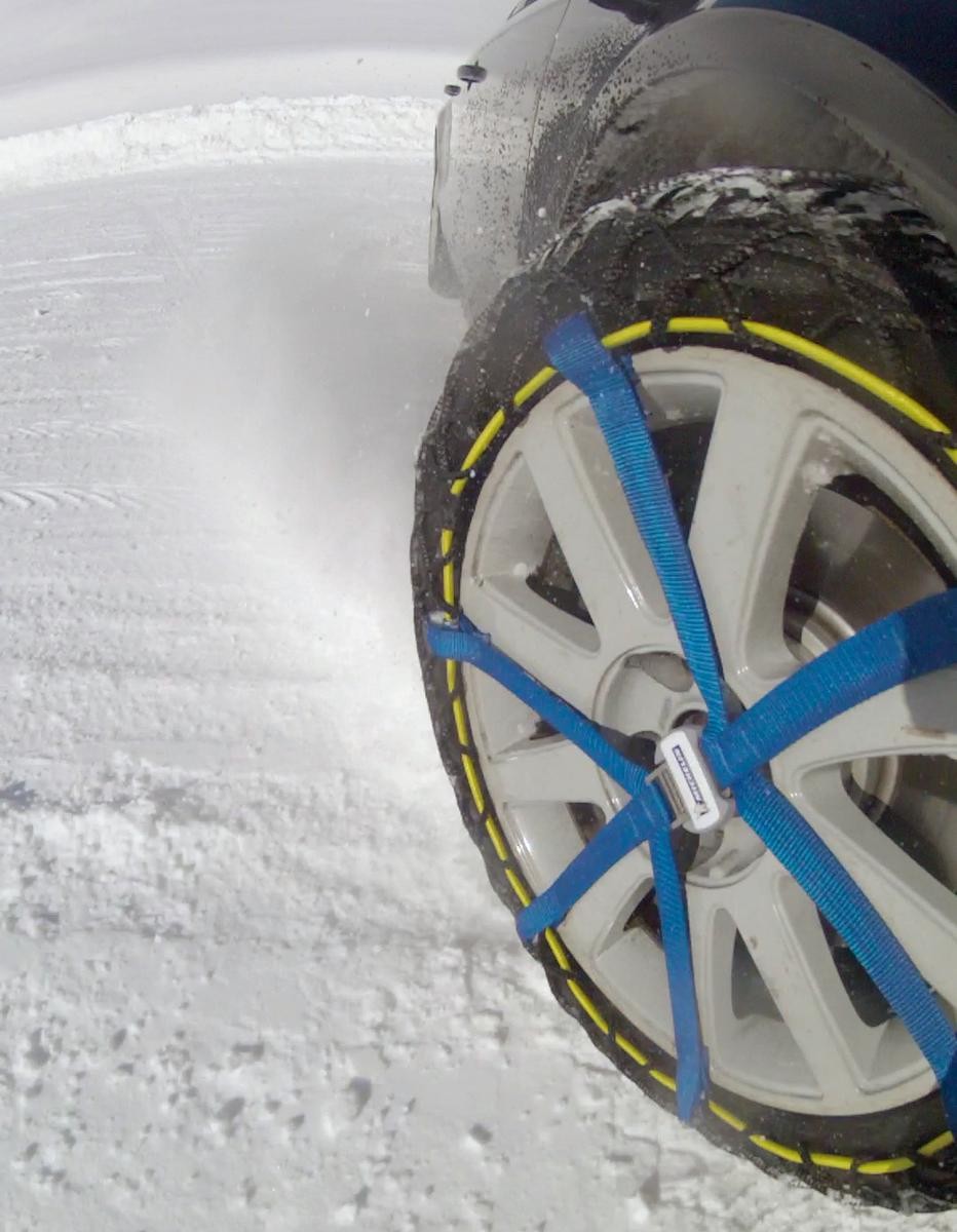 Chaîne neige 225-65-R17 : achetez pas cher ▷ AUTODOC Accessoires d'hiver  pour voiture magasin en ligne