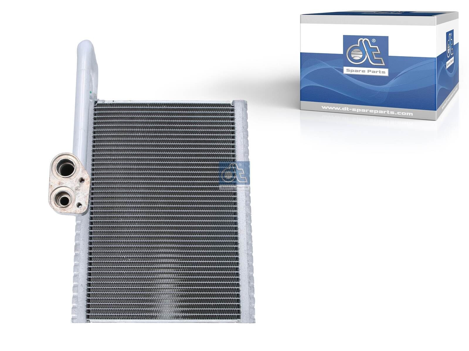 DT Spare Parts 2.76500 Air conditioning evaporator 82348991