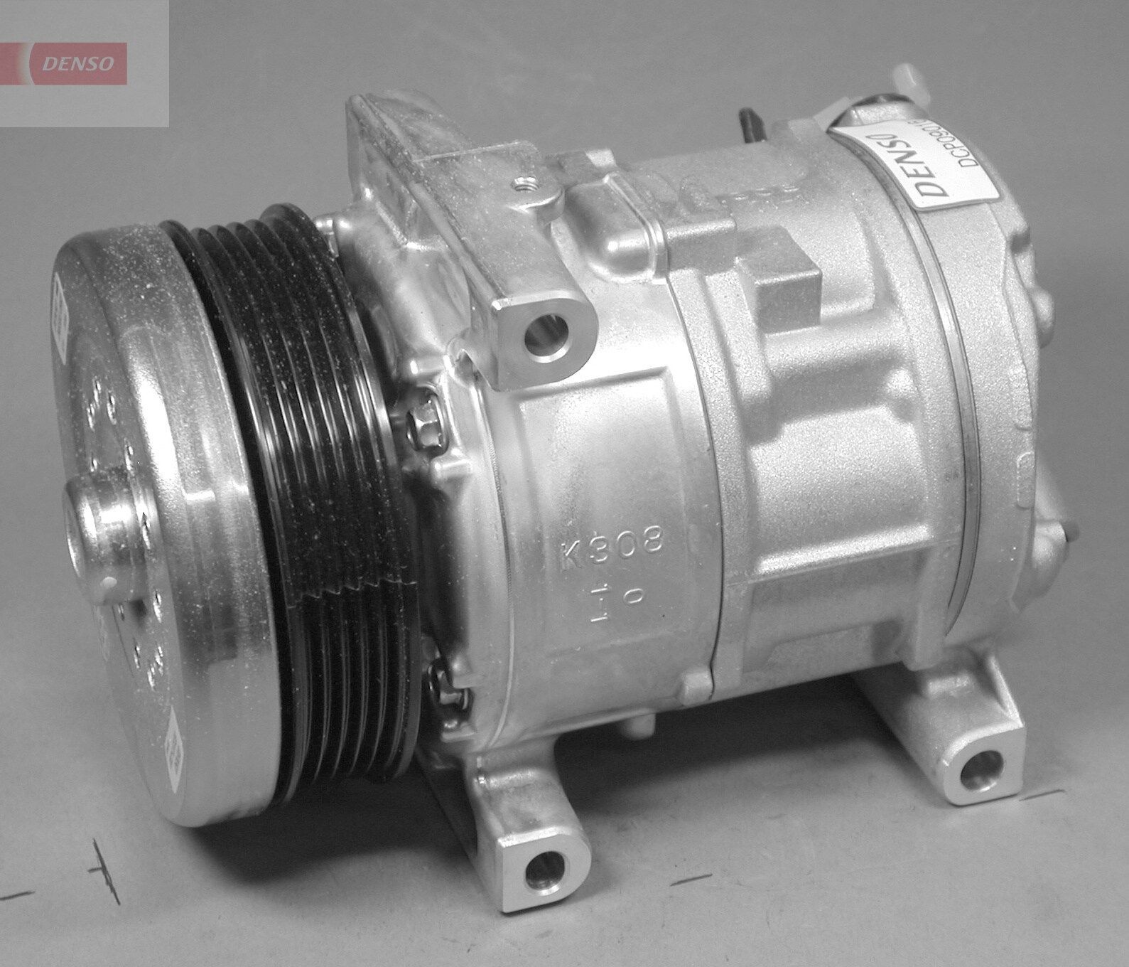Alfa Romeo Air conditioning compressor DENSO DCP09016 at a good price