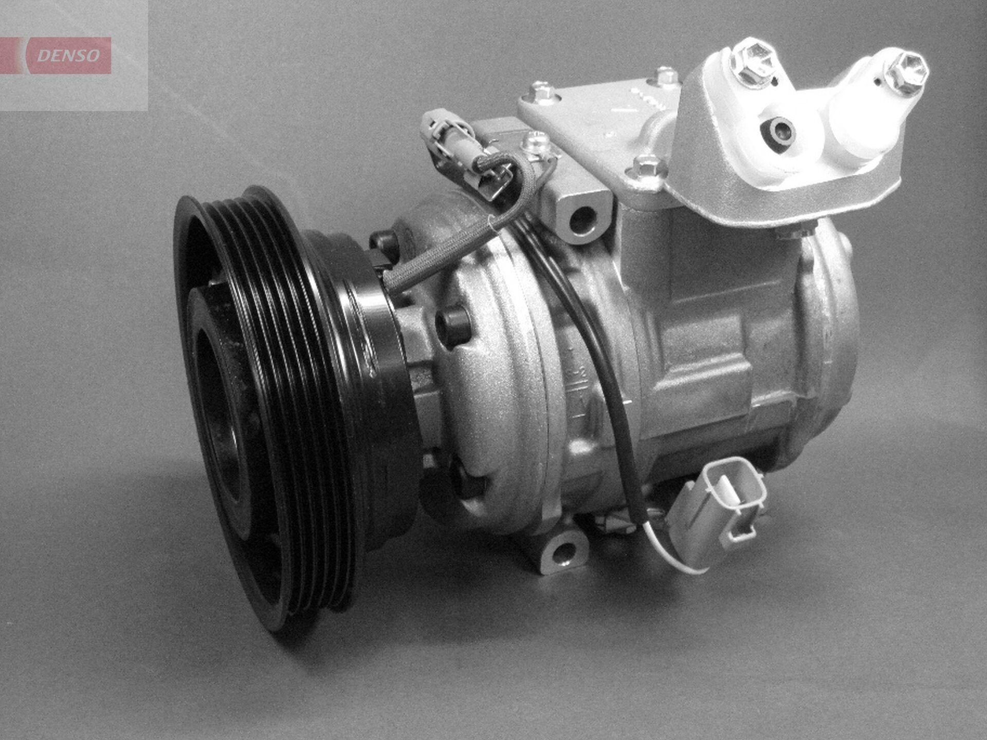 DENSO DCP50024 Air conditioning compressor 88320-2B360