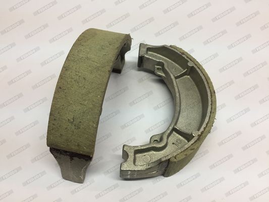 FERODO 5 x 28 mm, without lever, Set Thickness: 7,7mm, Width: 28mm Brake Shoes FSB977 buy