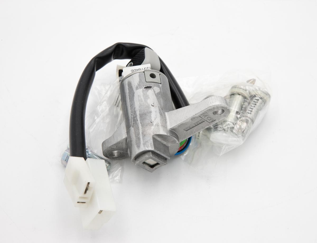 Original 2994070 IVECO Ignition switch experience and price