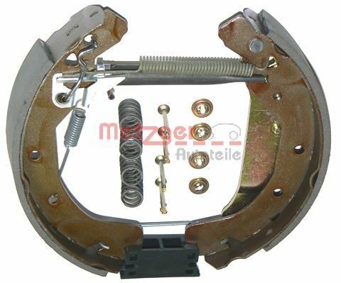 Great value for money - METZGER Brake Set, drum brakes MG 672V