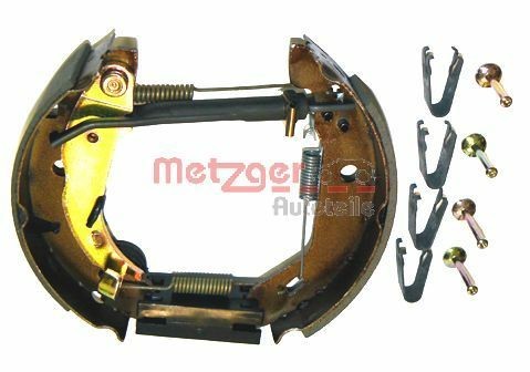 METZGER MG713V Drum brakes set Mercedes W168 A 170 CDI 1.7 90 hp Diesel 2001 price