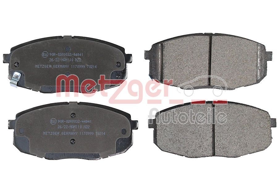 1170999 METZGER Brake pad set HYUNDAI Front Axle, with acoustic wear warning, with anti-squeak plate
