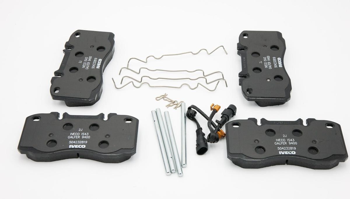Brake pad set IVECO prepared for wear indicator - 500086041