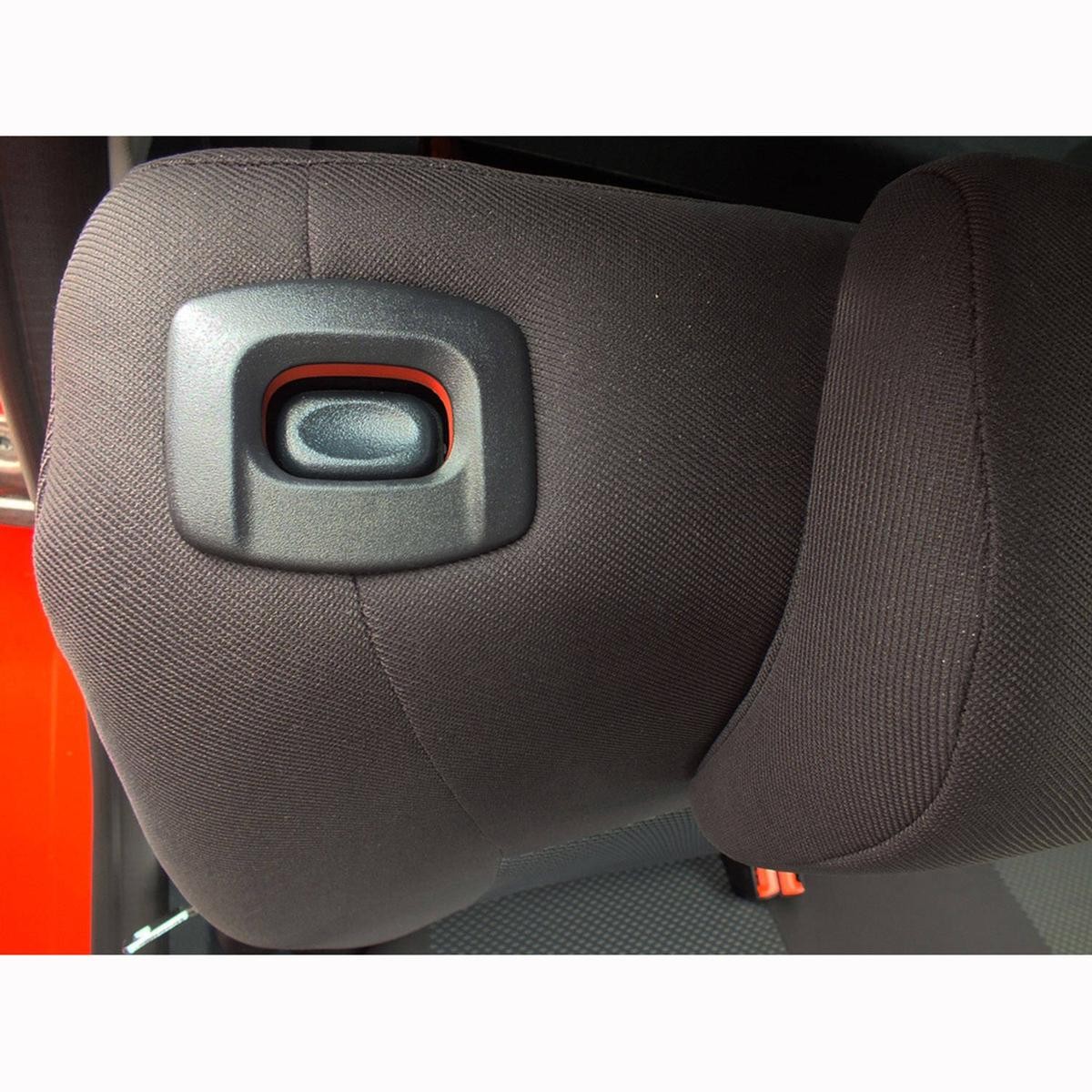 S-/07_T06 Seat cover S-/07_T06 ATRA black, Front