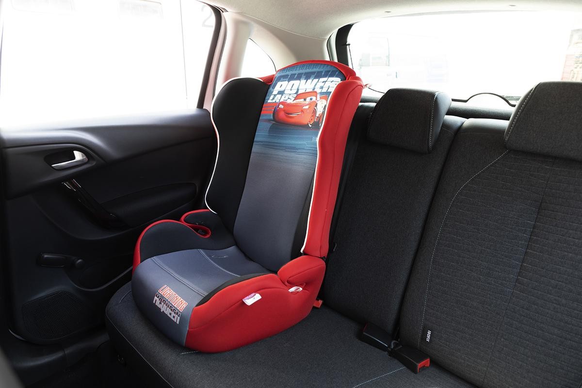 CARS 10285 Child car seat VW NEW BEETLE