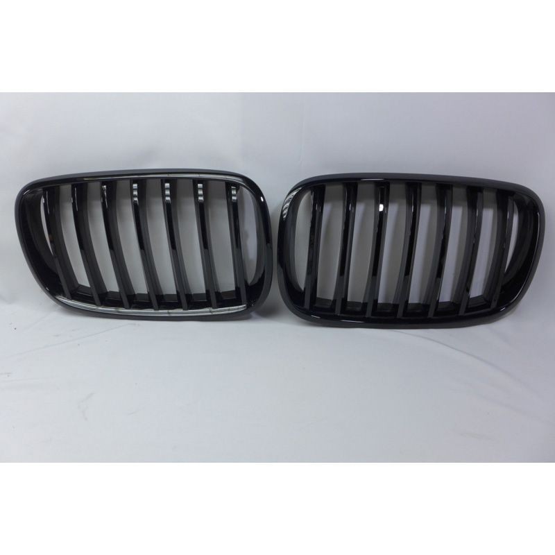 AutoStyle DX SG700GB Front grill BMW E71
