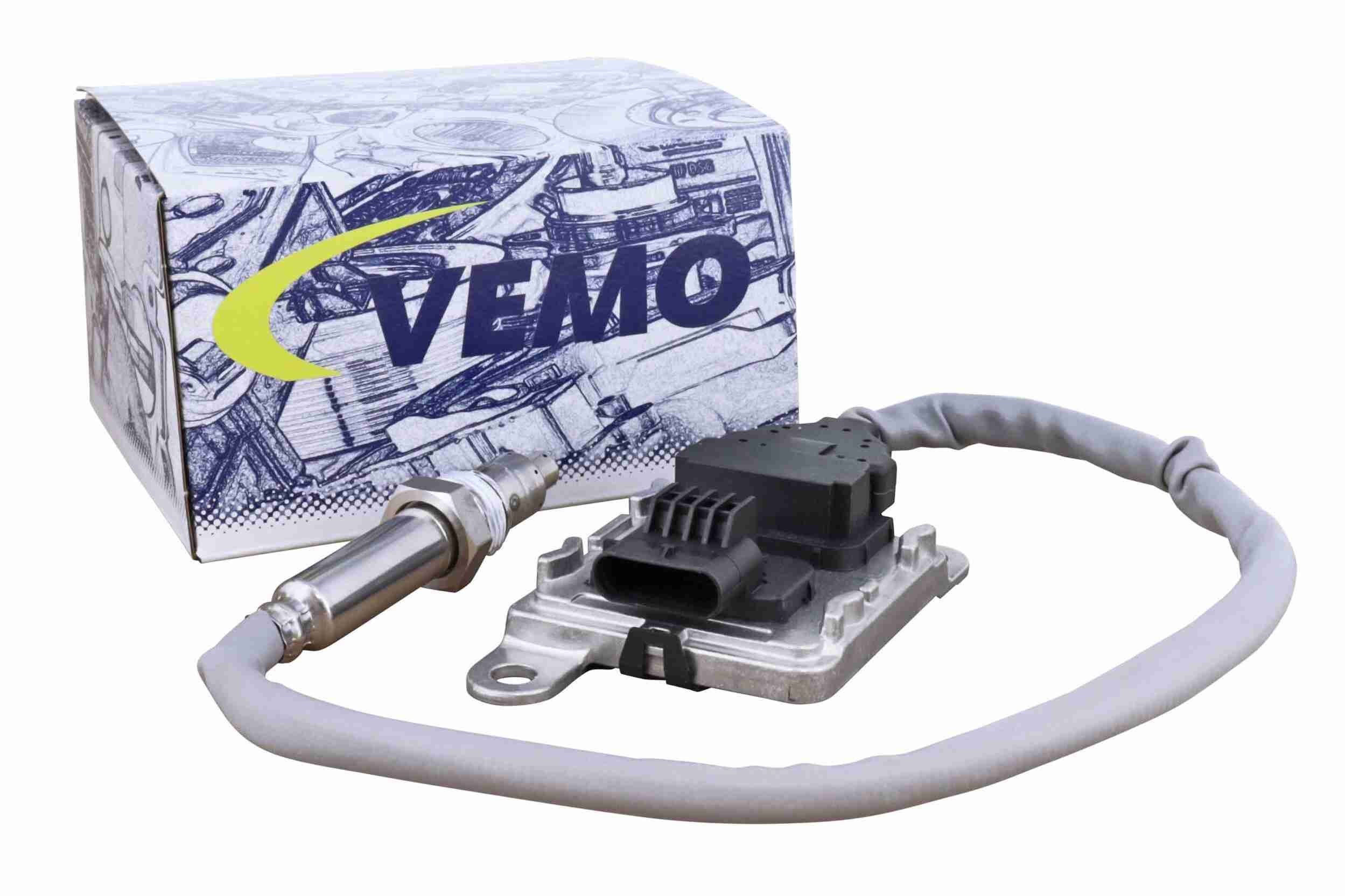 VEMO NOx Sensor, urea injection V42-72-0104