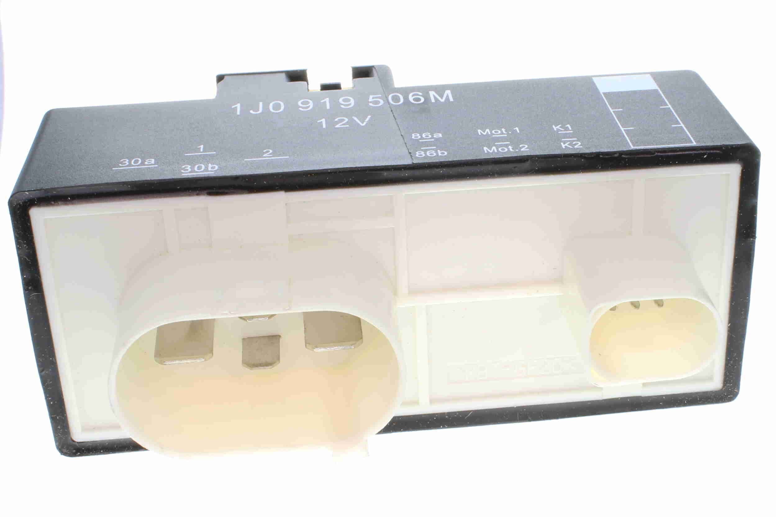 Sterownik, wentylator elektryczny (chłodzenie silnika) SsangYoung w oryginalnej jakości VEMO V15-71-0035