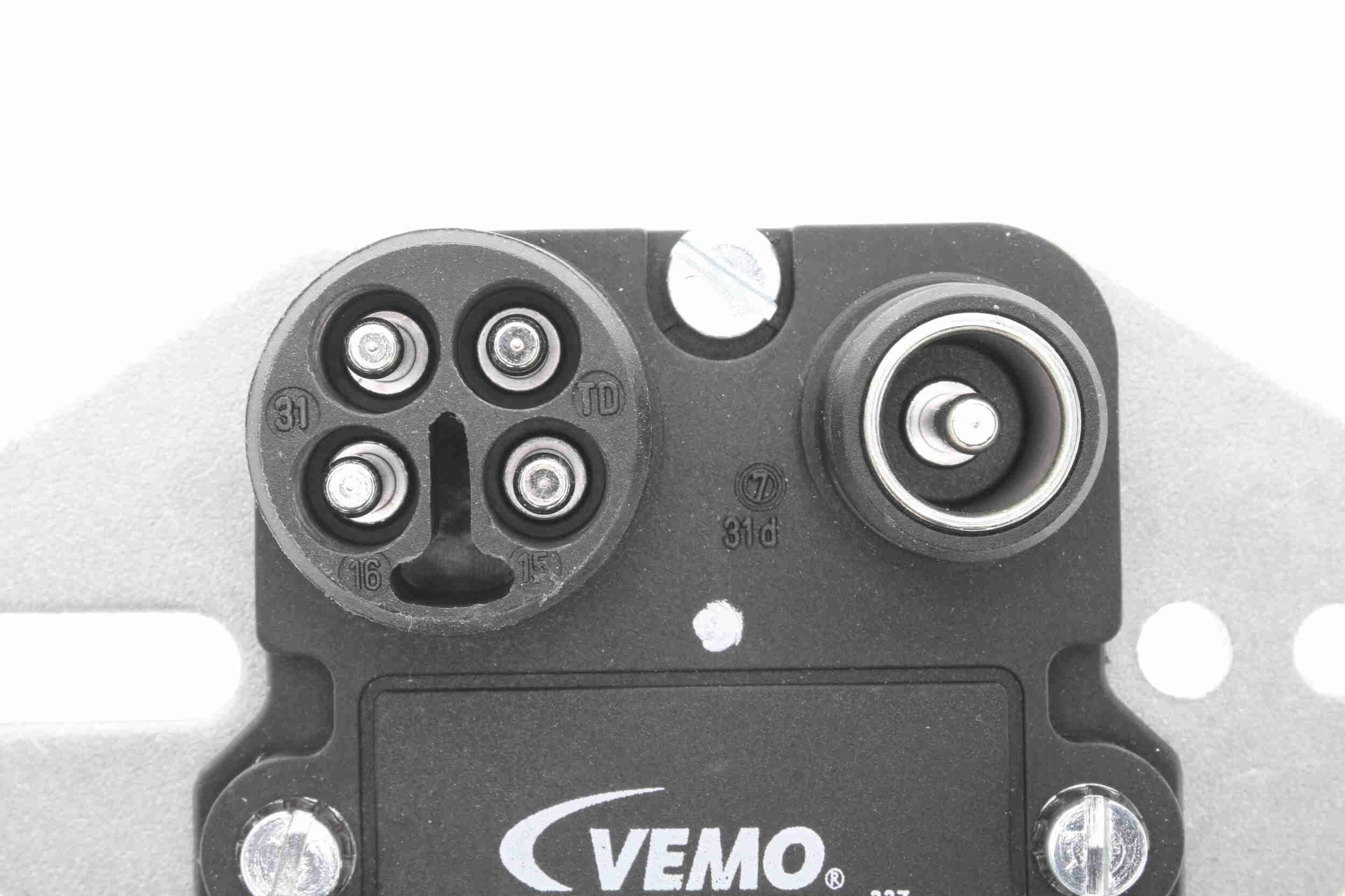 V30700003 Ignition module VEMO V30-70-0003 review and test