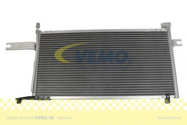 VEMO Original Quality V38-62-0002 Air conditioning condenser without dryer, 545 x 290 x 16 mm