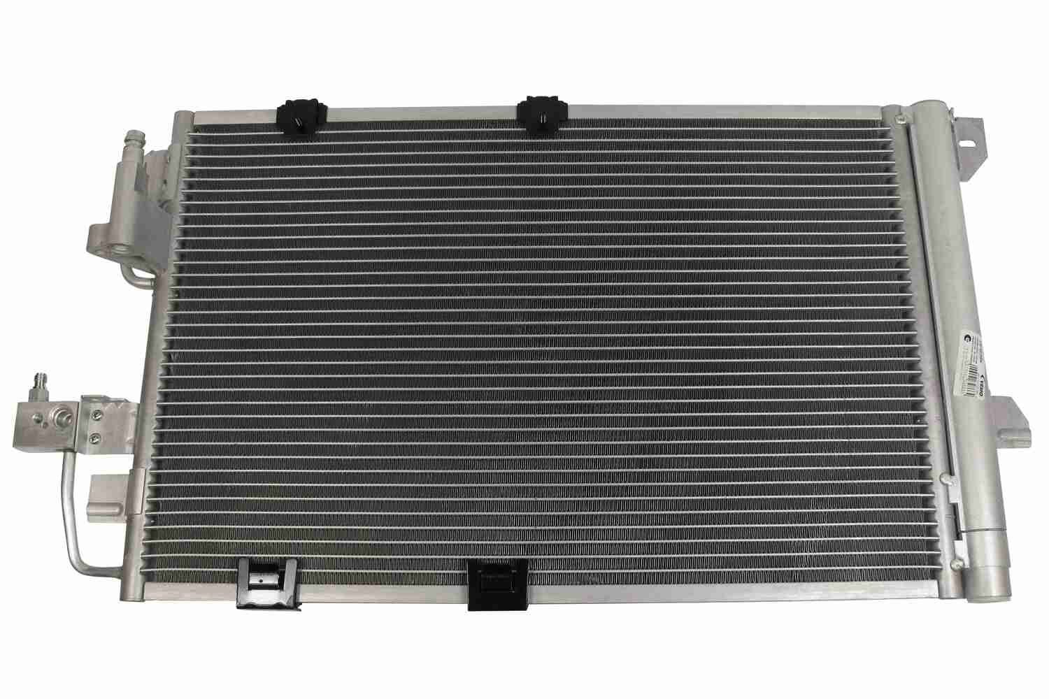Great value for money - VEMO Air conditioning condenser V40-62-0004
