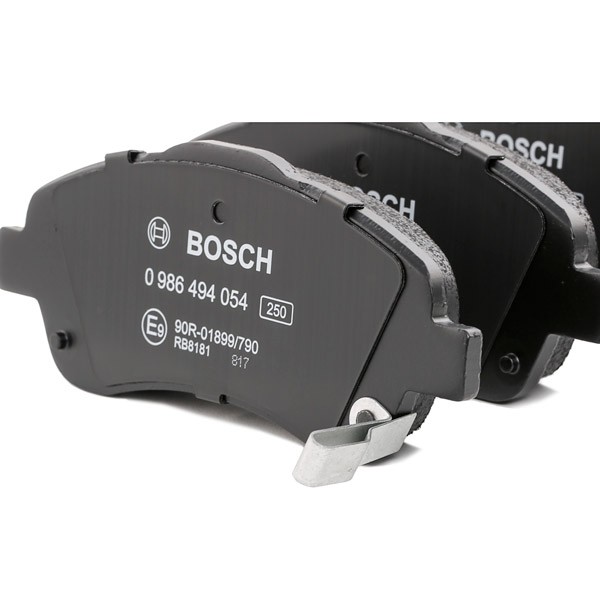 BOSCH E9-90R-02A1200/5211 Disc pads Low-Metallic, with acoustic wear warning, with anti-squeak plate