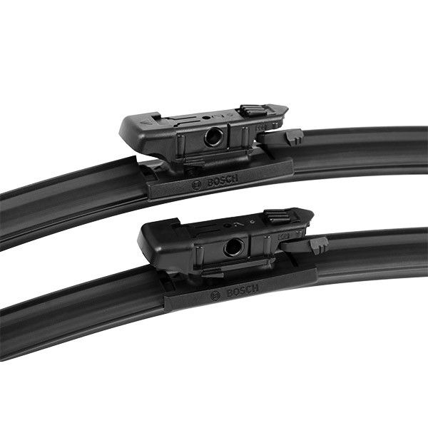 3397007696 Window wiper A 696 S BOSCH 550, 450 mm, Beam, for left-hand drive vehicles