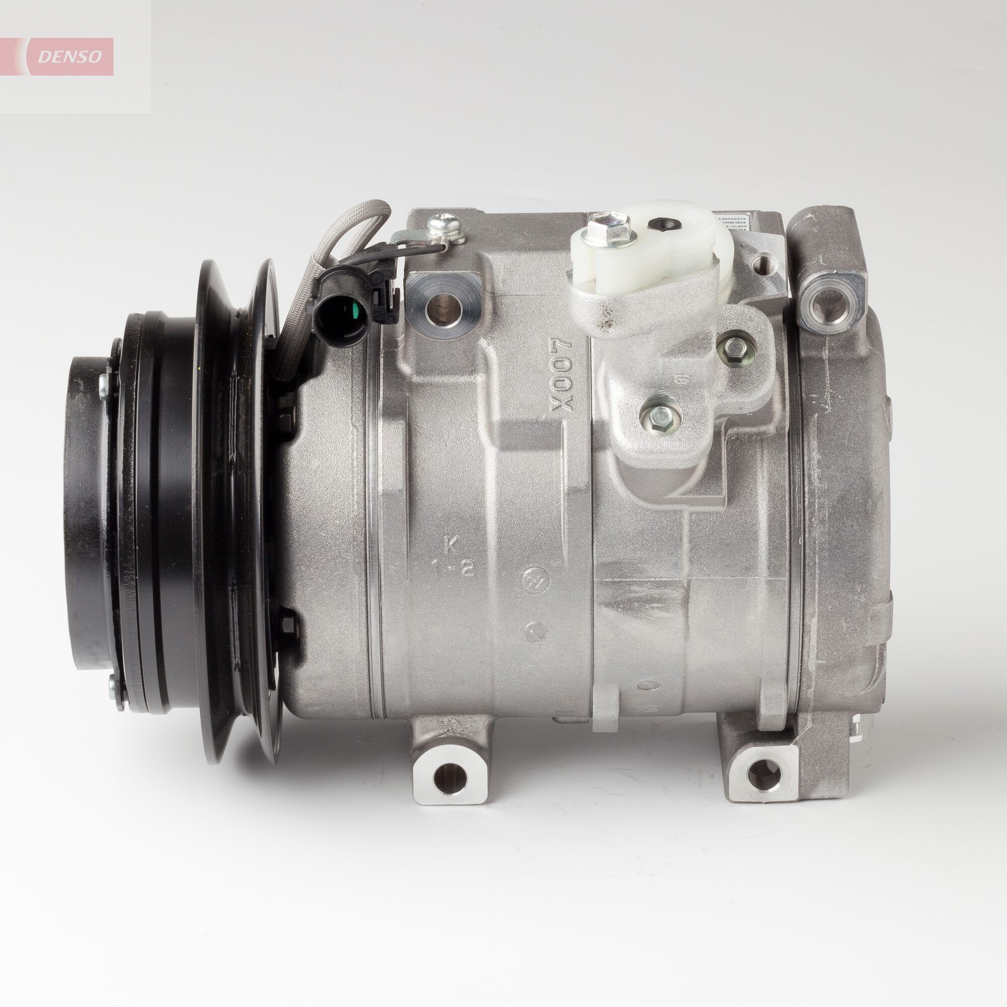DENSO DCP45009 Air conditioning compressor MR500958