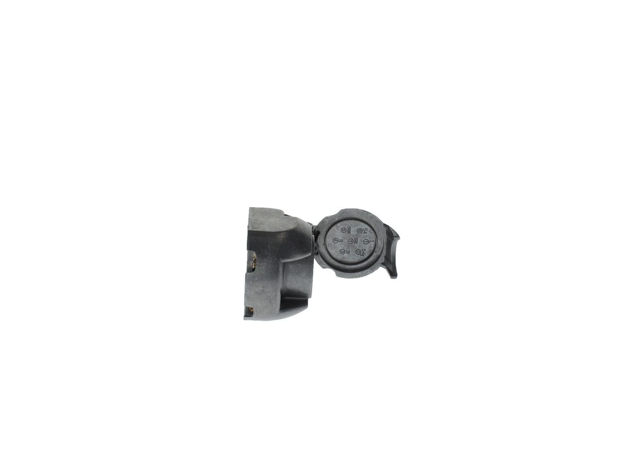 0986352028 Towbar Socket 0 986 352 028 BOSCH 12V, Metal, with integrated disabling contact, ISO 1724, N-Version, 7
