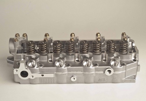 908313K Cylinder Head 908313K AMC with valves, with valve springs, with valve guides, valve seats and prechambers, with screw set