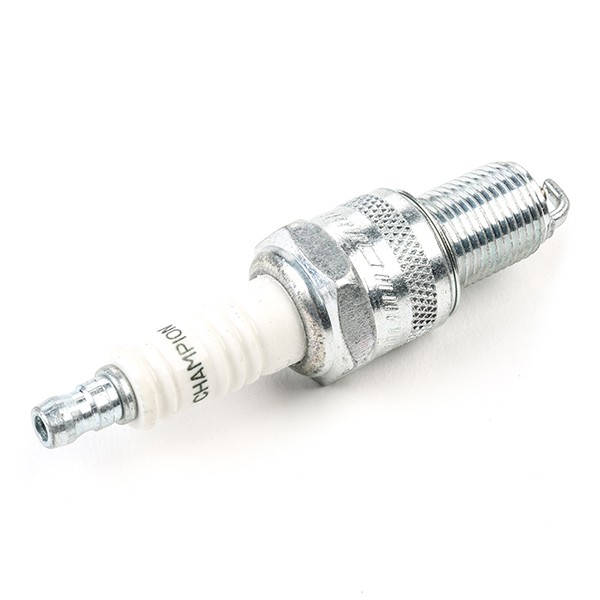 Great value for money - CHAMPION Spark plug OE006/R04