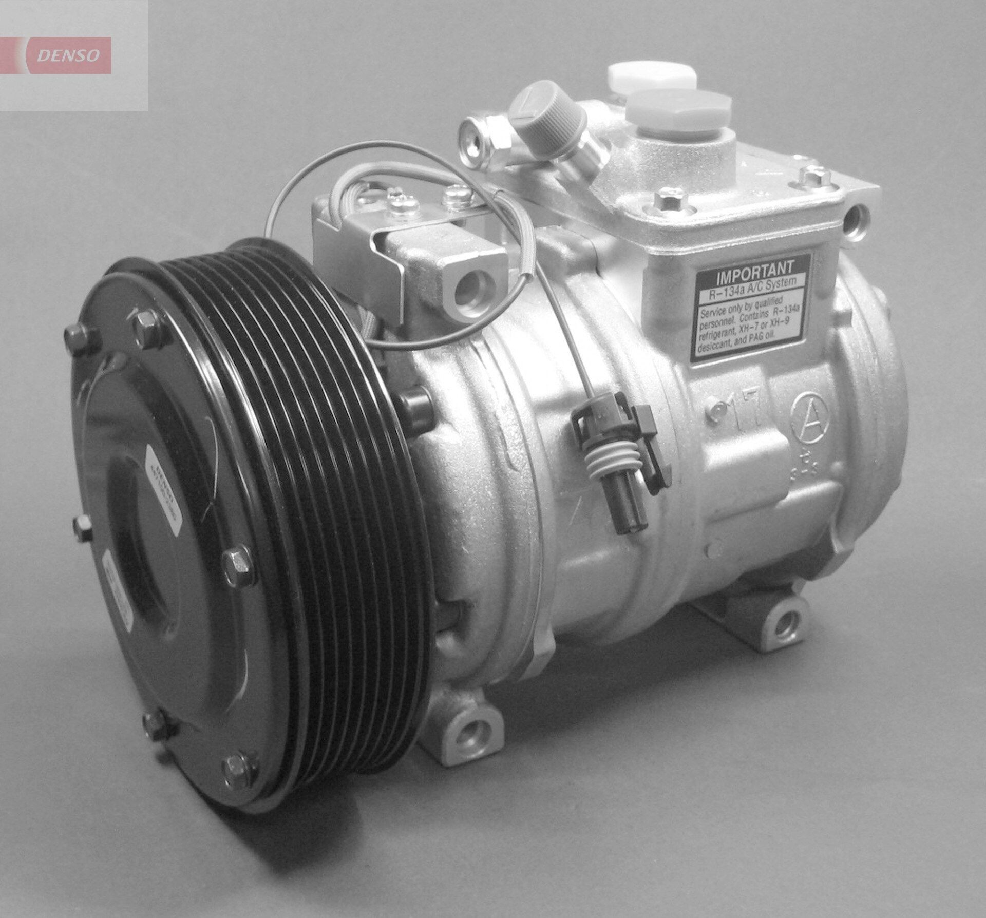 DENSO DCP99510 Air conditioning compressor RE69716