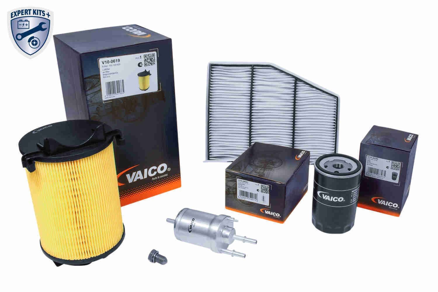 VAICO V10-3157 Service kit & filter set VW TOURAN 2004 in original quality
