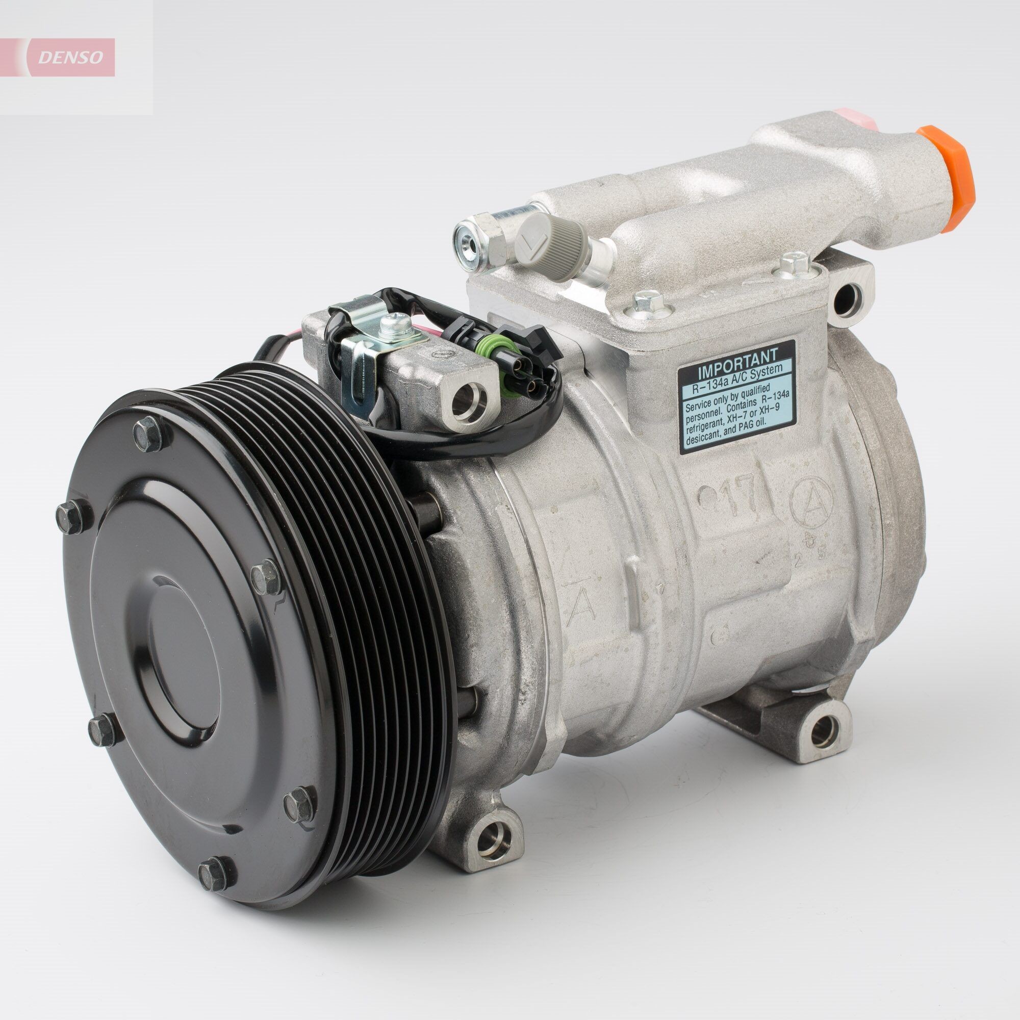 DENSO DCP99523 Air conditioning compressor 10PA17C, 24V, PAG 46, R 134a, with magnetic clutch