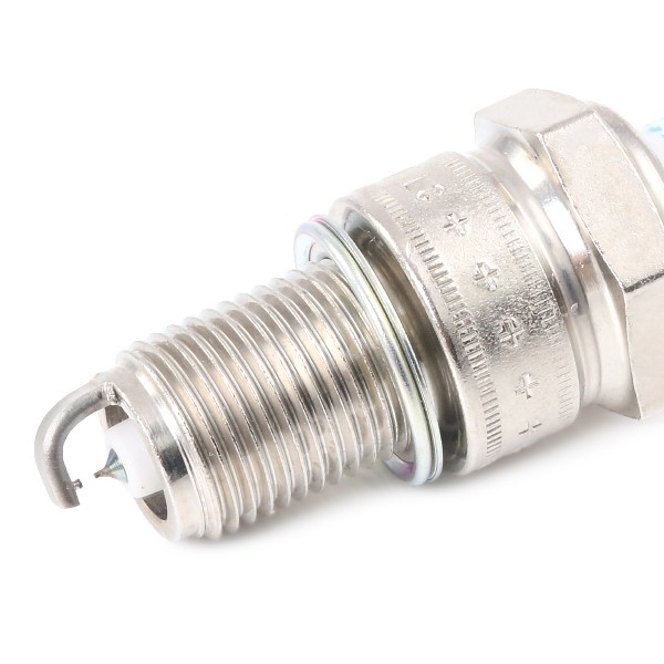 DENSO IW20TT Spark plug – excellent service and bargain prices