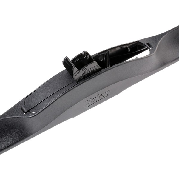575827 Window wiper FH45 VALEO 450 mm, Hybrid Wiper Blade, with spoiler, for left-hand drive vehicles, 19 Inch , Hook fixing