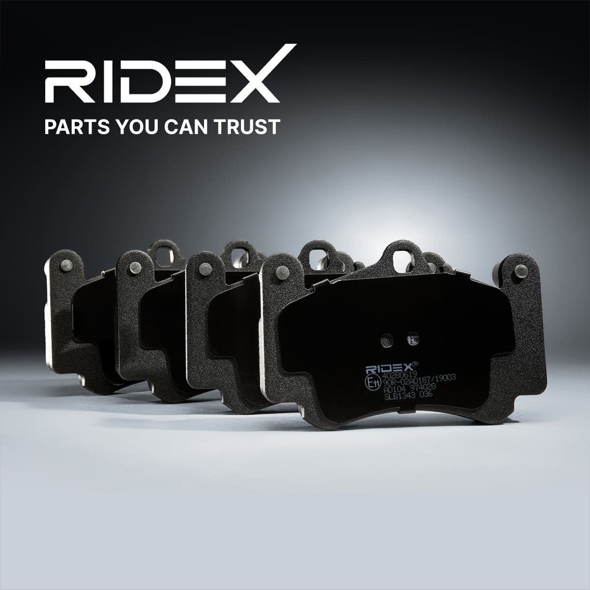 RIDEX 402B0105 Disc pads Low-Metallic, incl. wear warning contact, with piston clip, with anti-squeak plate, without accessories