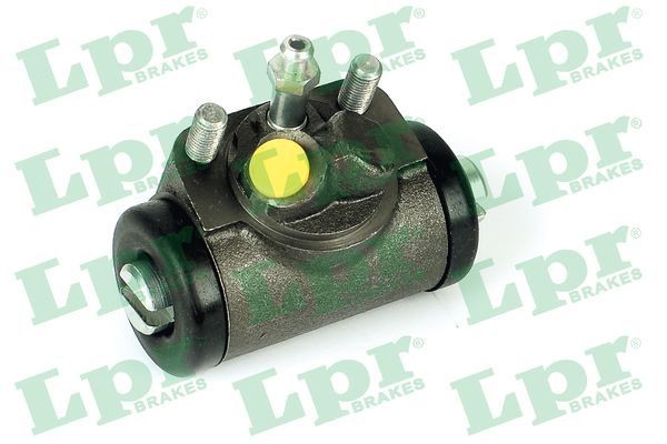 P30593 LPR 6057 Brake master cylinder 46100-S04-L52