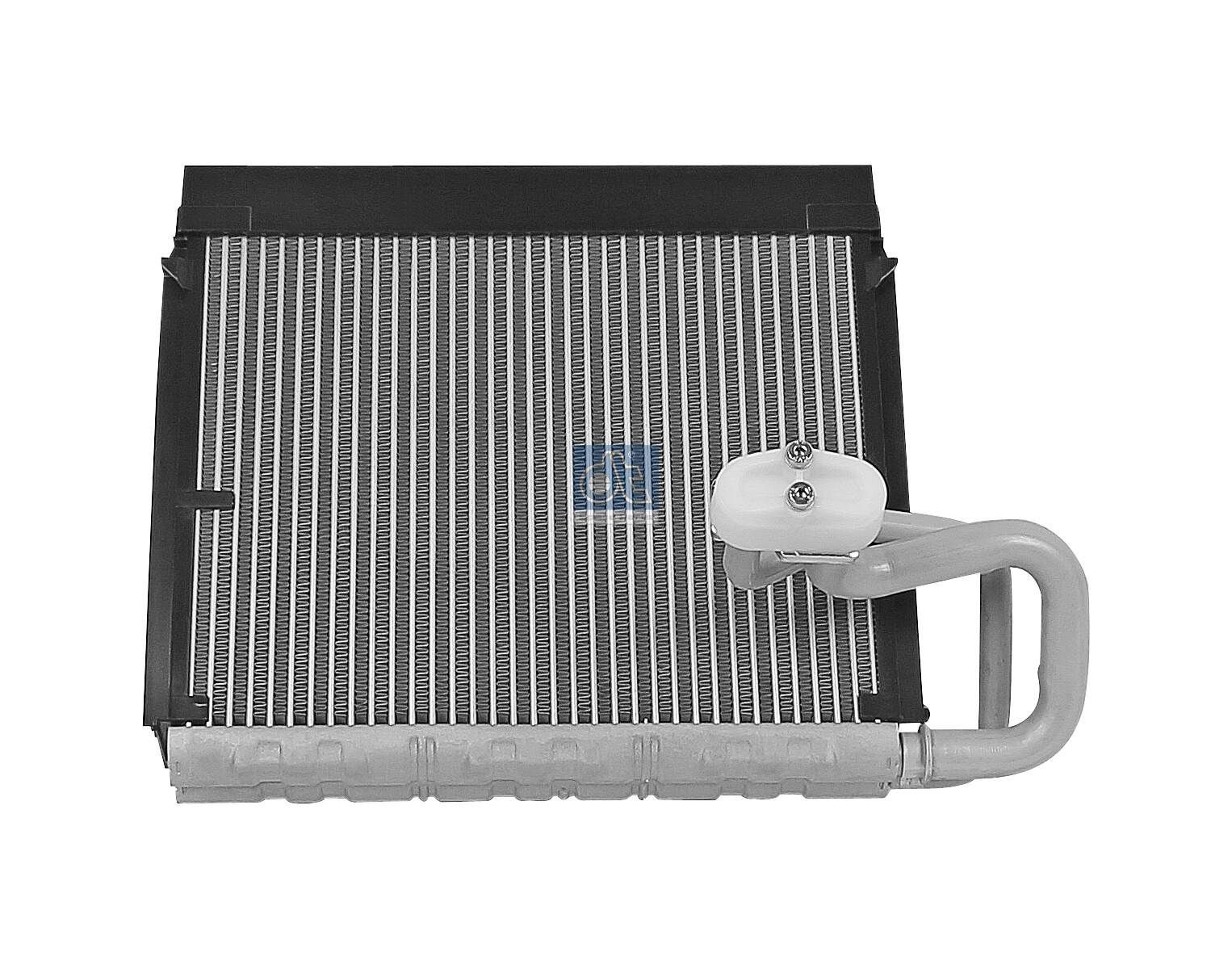 8FV 351 331-131 DT Spare Parts 4.68820 Air conditioning evaporator A001.830.9658