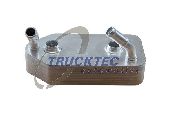 Great value for money - TRUCKTEC AUTOMOTIVE Engine oil cooler 07.18.038