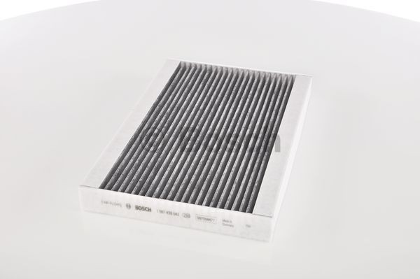 BOSCH 1987435543 Air conditioner filter Activated Carbon Filter, 203 mm x 302 mm x 30 mm