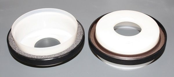 ELRING with mounting sleeve, PTFE (polytetrafluoroethylene)/ACM (polyacrylate rubber) Inner Diameter: 90mm Shaft seal, crankshaft 453.930 buy