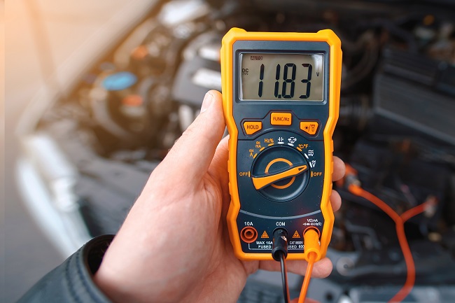 Mercedes W205: problemi con la batteria