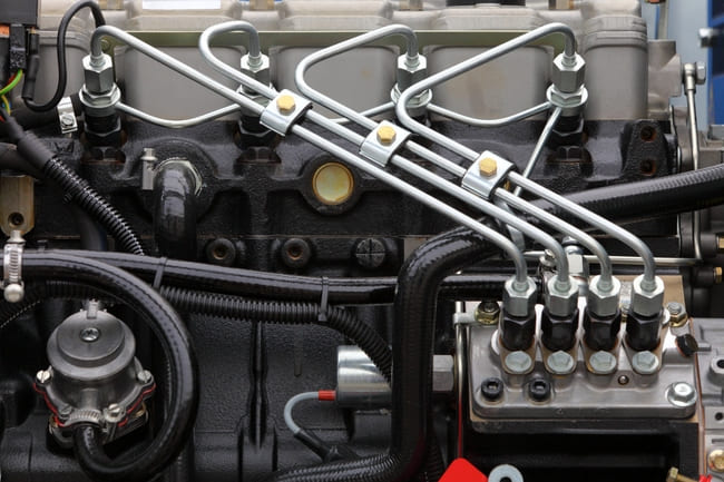 Cause di rottura alla pompa del carburante: sintomi, riparazione e costo  della sostituzione ➤ AUTODOC BLOG
