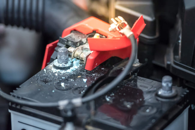 Symptoms of a failing car battery