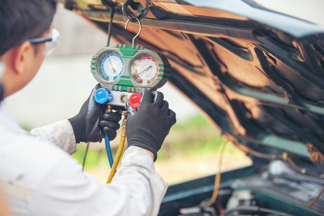 Pourquoi dois-je diagnostiquer le climatiseur de ma voiture