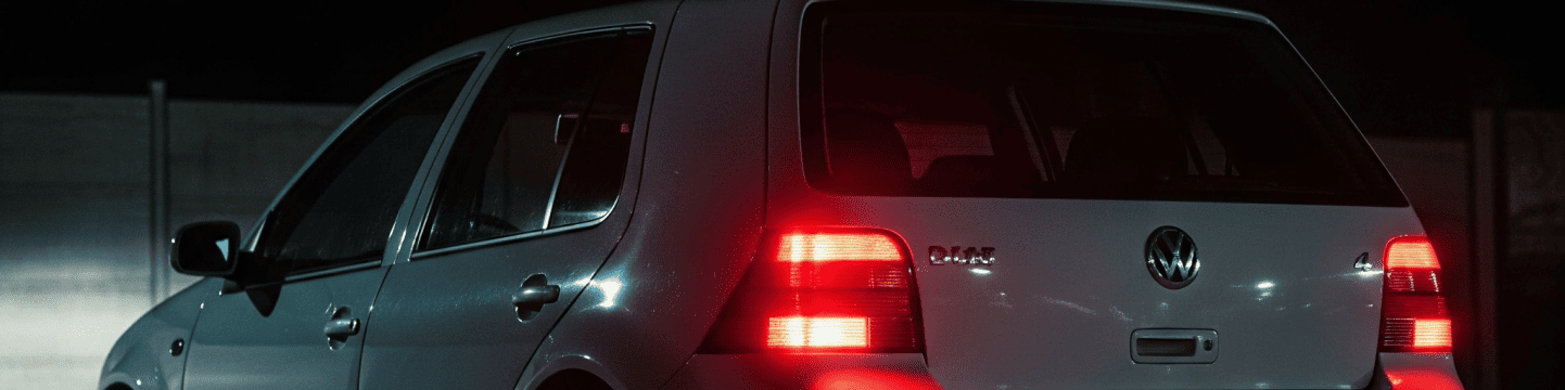 VW Golf 4 Bremslichtschalter Defekte: Ein kritisches Sicherheitsproblem mit mehreren Rückrufaktionen
