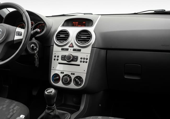 Waarom gaat de kachelventilator in de Opel Corsa D zo vaak stuk?