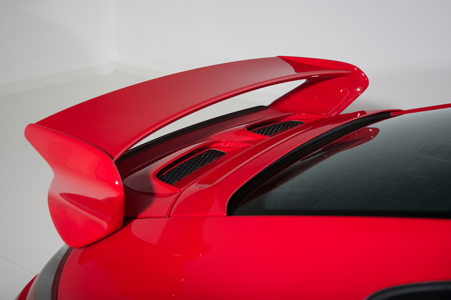 Front and rear spoilers for cars: types, functions and which is